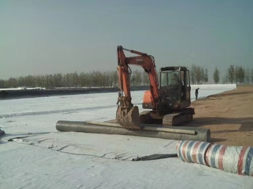 1-20121G1352K13.jpg